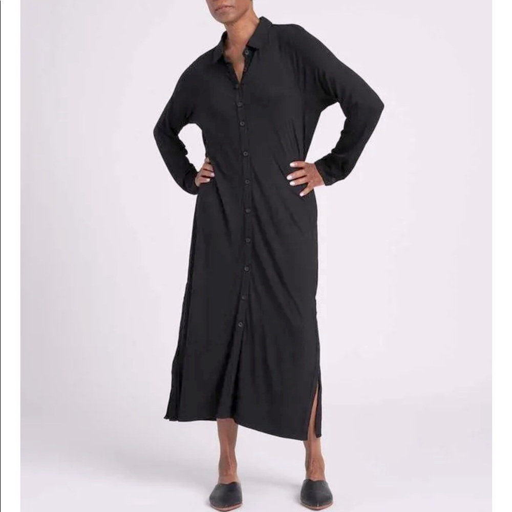 UNIVERSAL STANDARD LIQUID JERSEY MAXI SHIRT DRESS